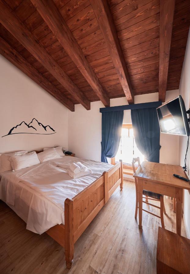 Hotel Bed & Bike Ledro โมลินา ดิ เลโดร ภายนอก รูปภาพ